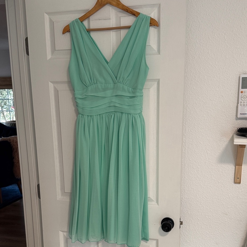 Soft style V neck Sleeveless Mint Dress